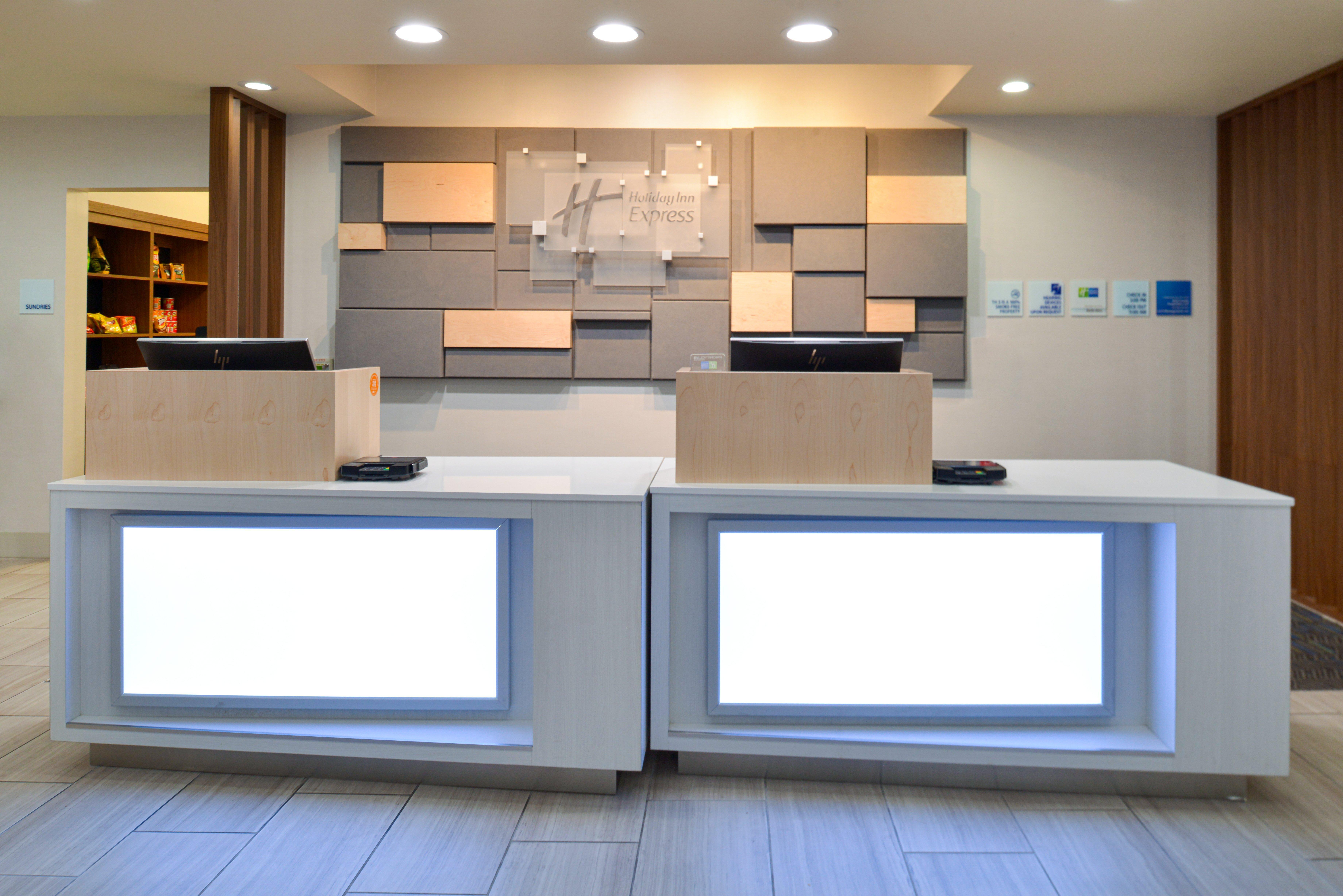 Holiday Inn Express Lodi By Ihg Bagian luar foto