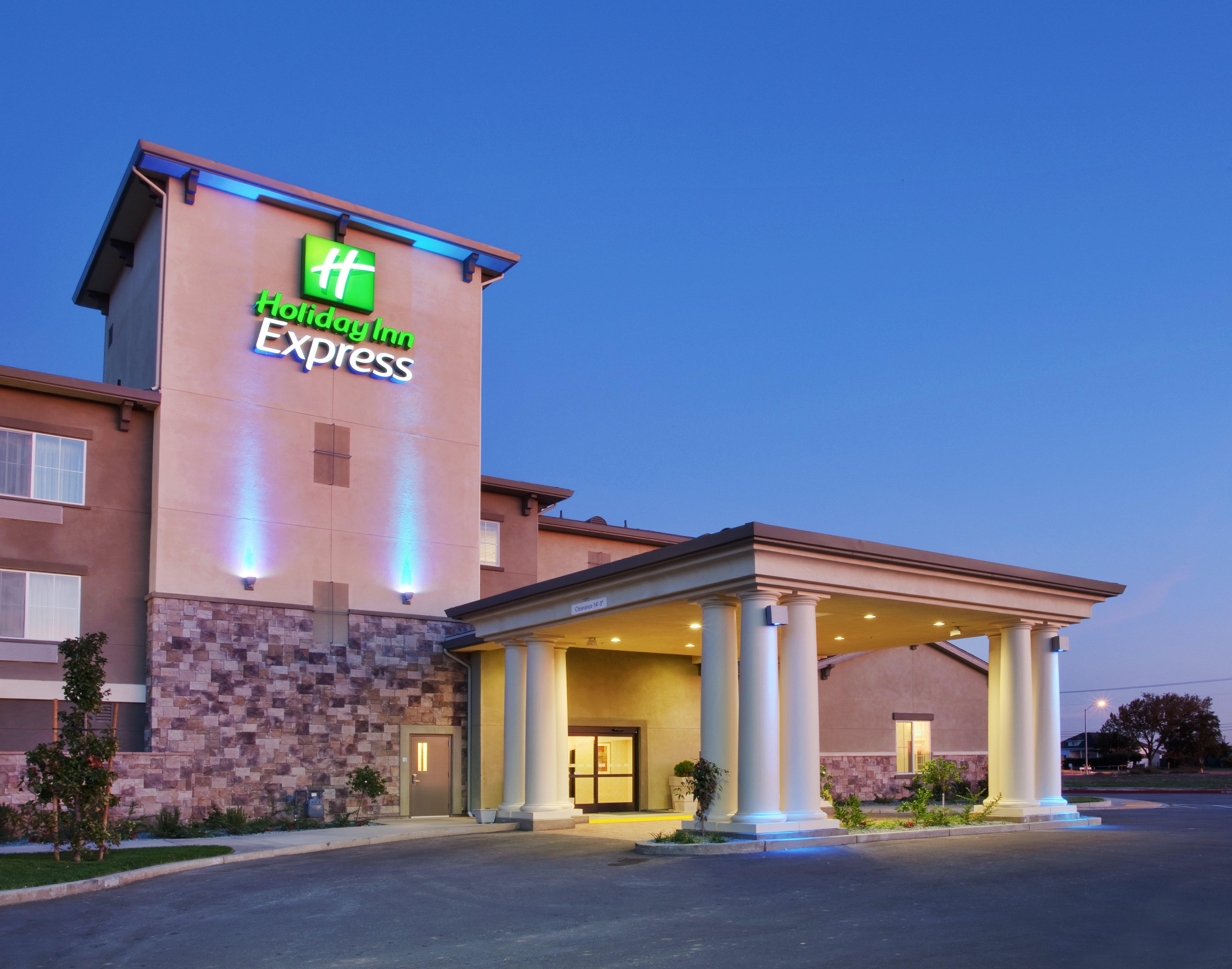 Holiday Inn Express Lodi By Ihg Bagian luar foto