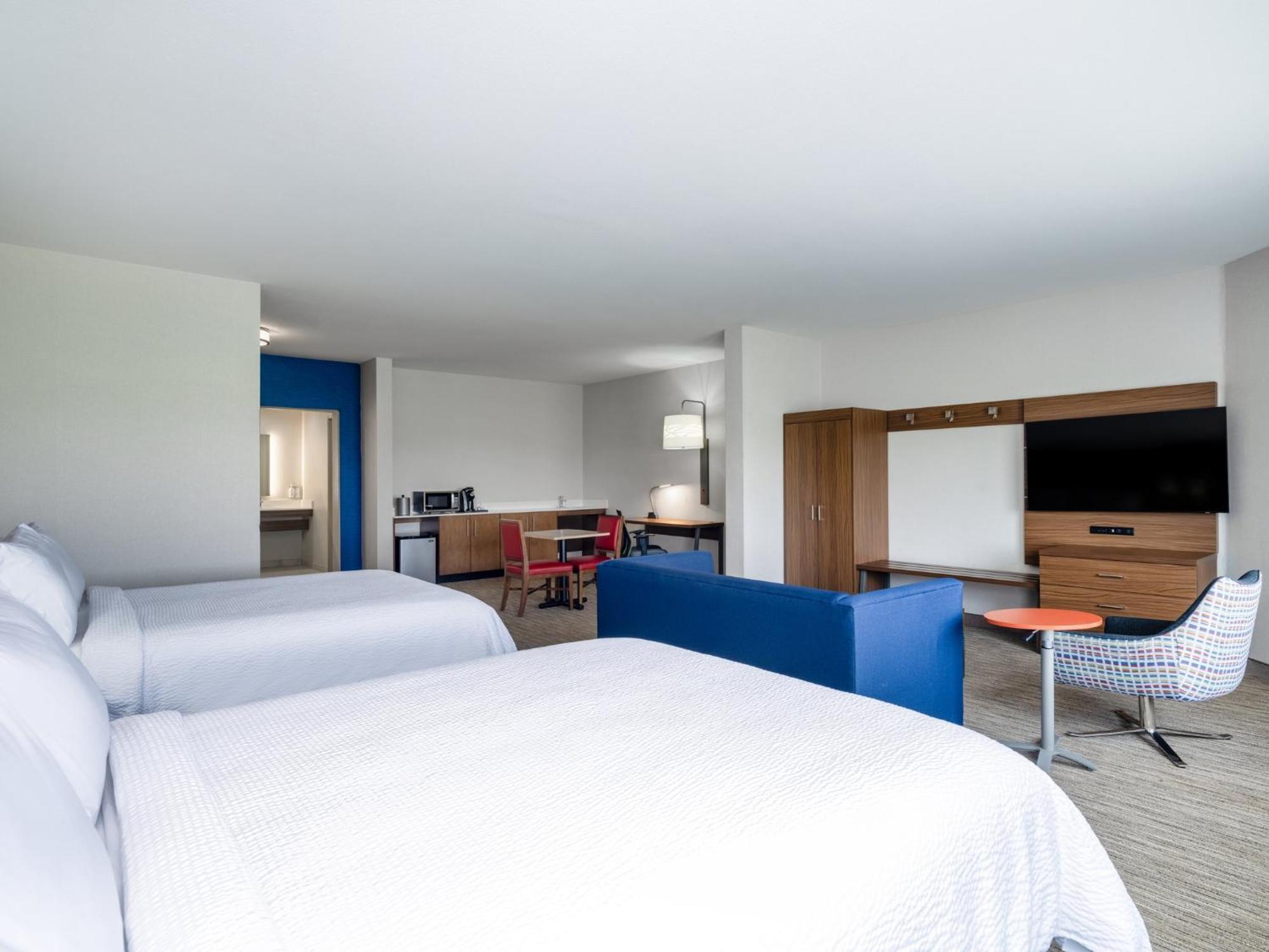 Holiday Inn Express Lodi By Ihg Bagian luar foto