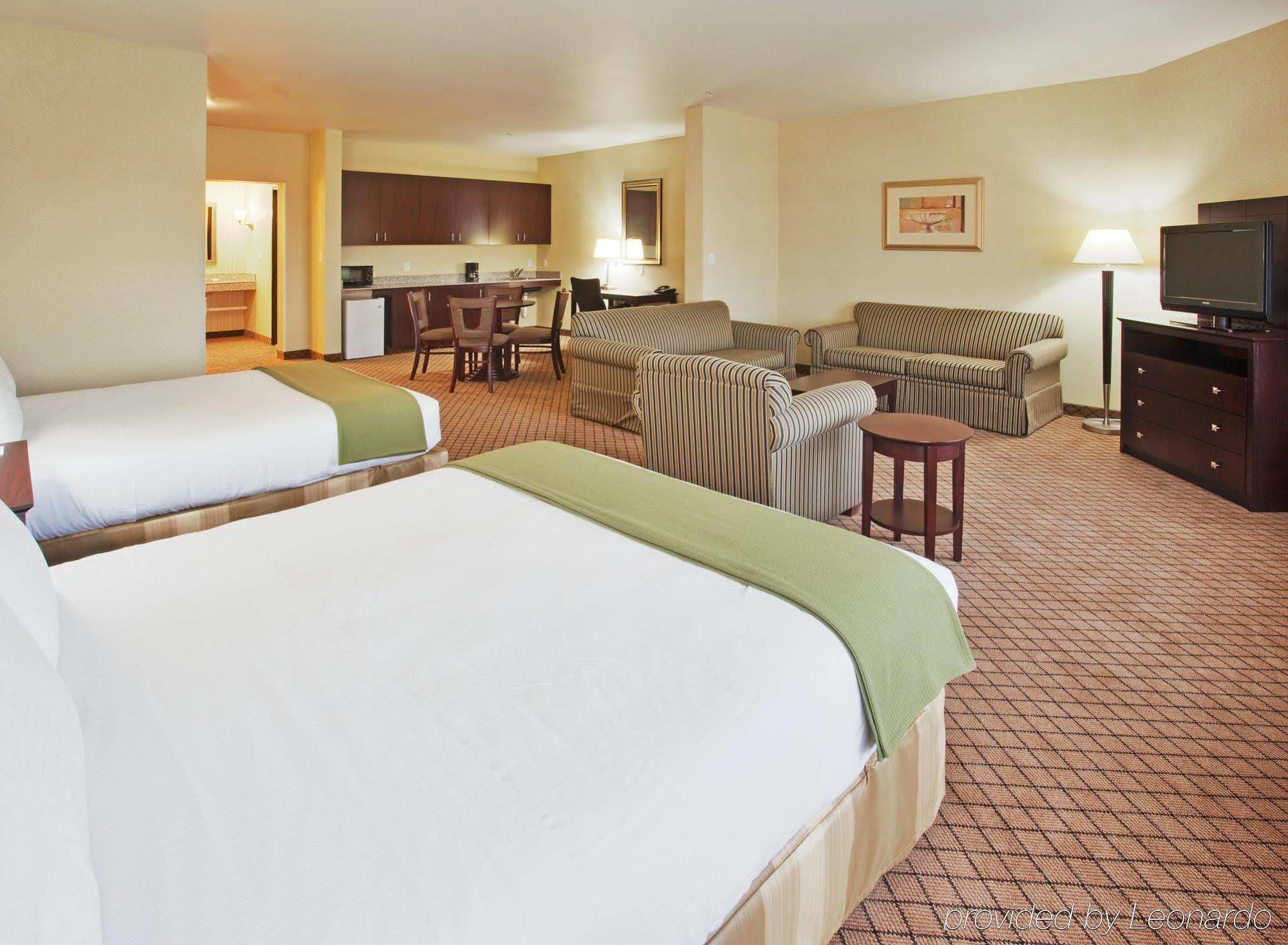 Holiday Inn Express Lodi By Ihg Ruang foto