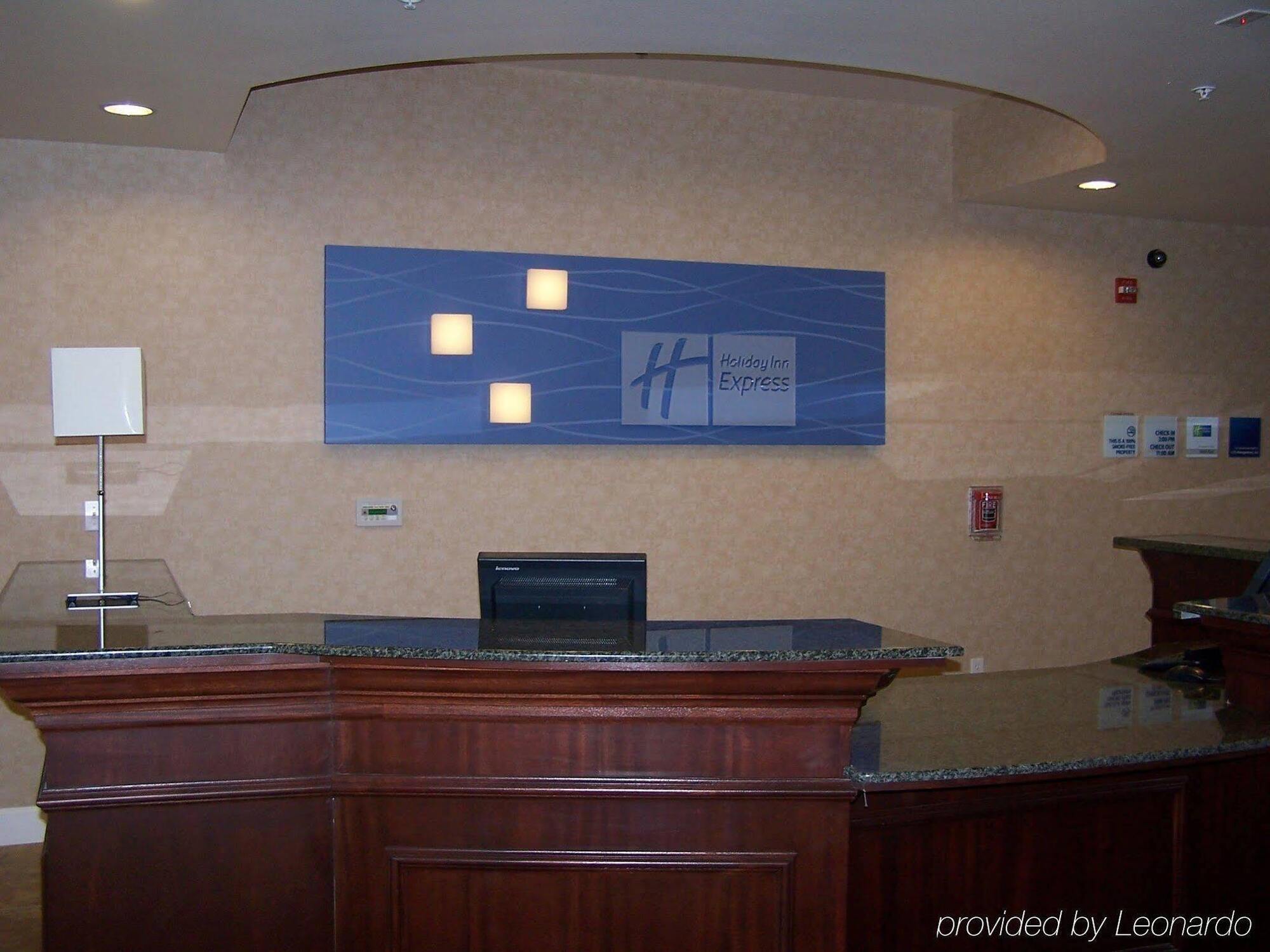 Holiday Inn Express Lodi By Ihg Bagian luar foto
